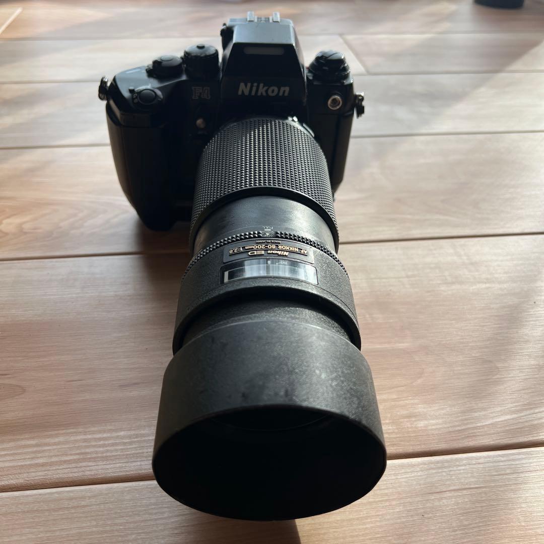 Nikon フィルム一眼レフカメラ 望遠レンズ付き