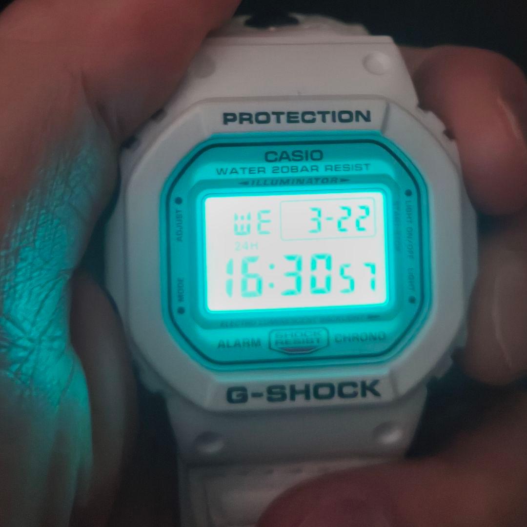 激レア/未使用 G-SHOCK DW-5600 ホワイト 替えベルト付 完品