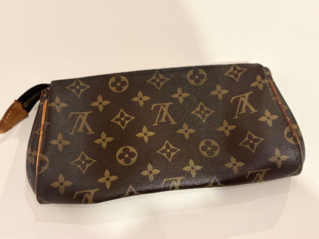 ルイ・ヴィトン モノグラム クラッチハンドバッグ