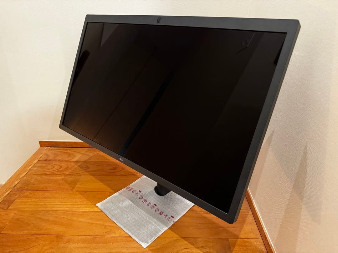 LG UltraFine 5K 27インチ Display For Mac