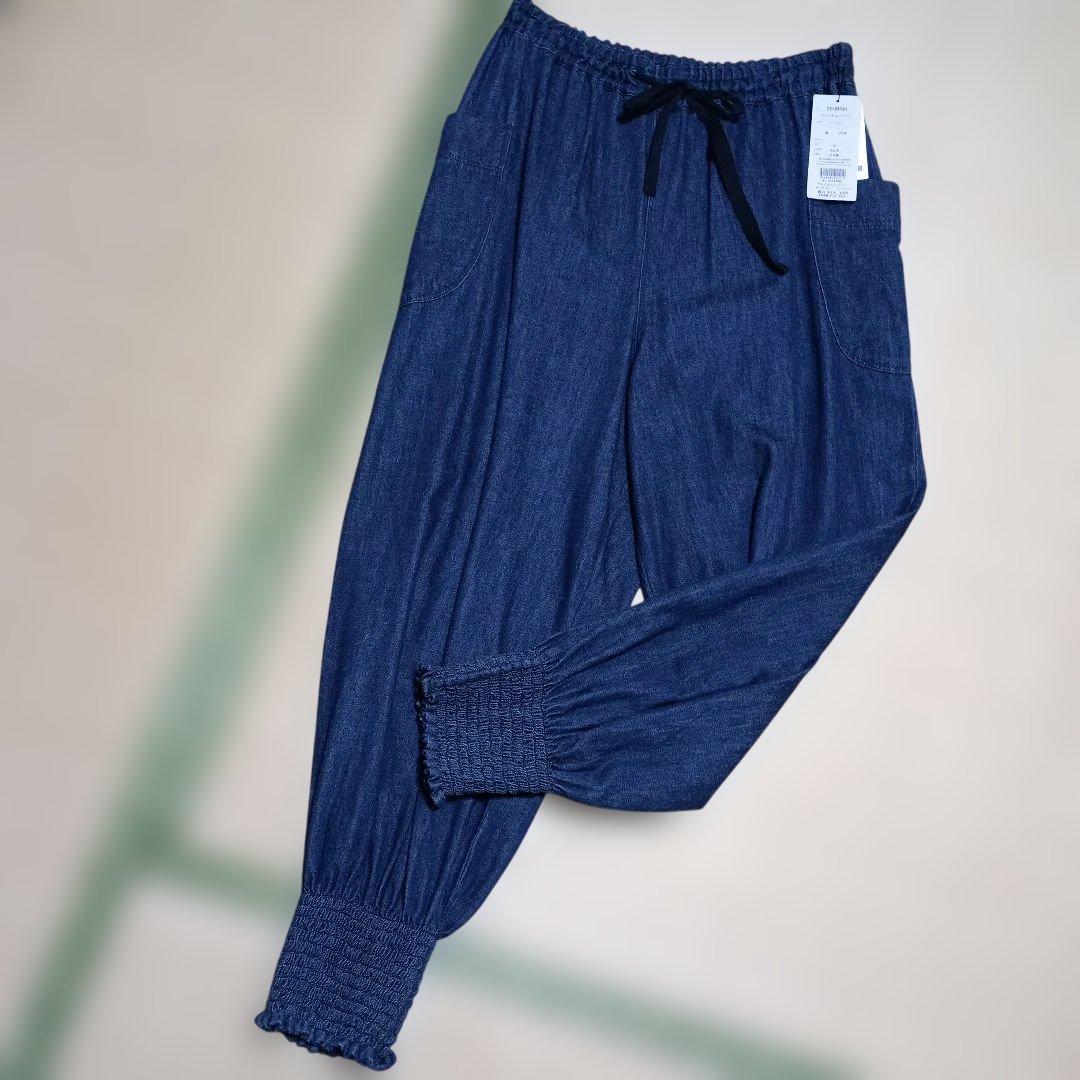 群言堂のデニムパンツです。