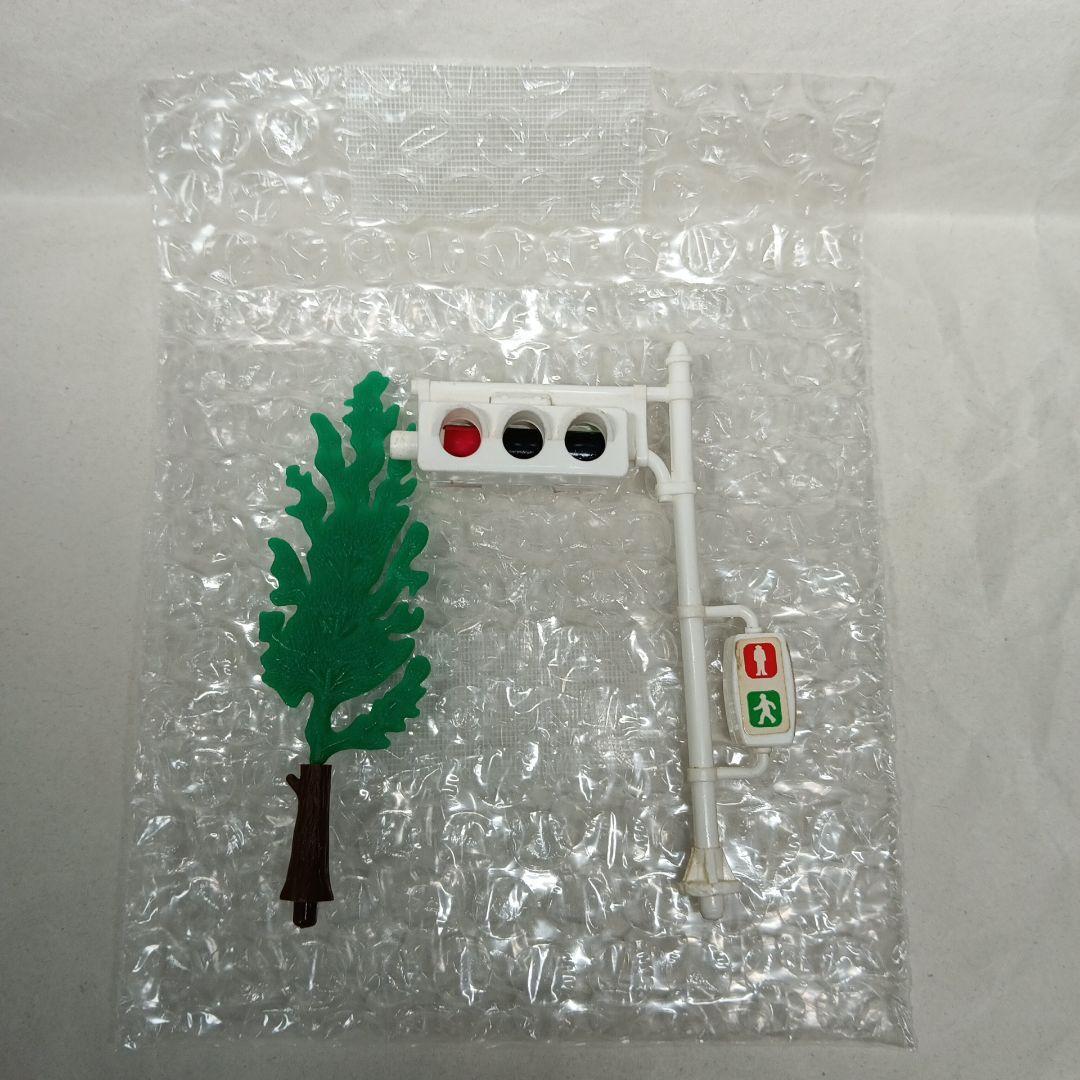 ル*ー様 TOMY トミカタウン 信号機・樹木セット　初期 旧タイプ