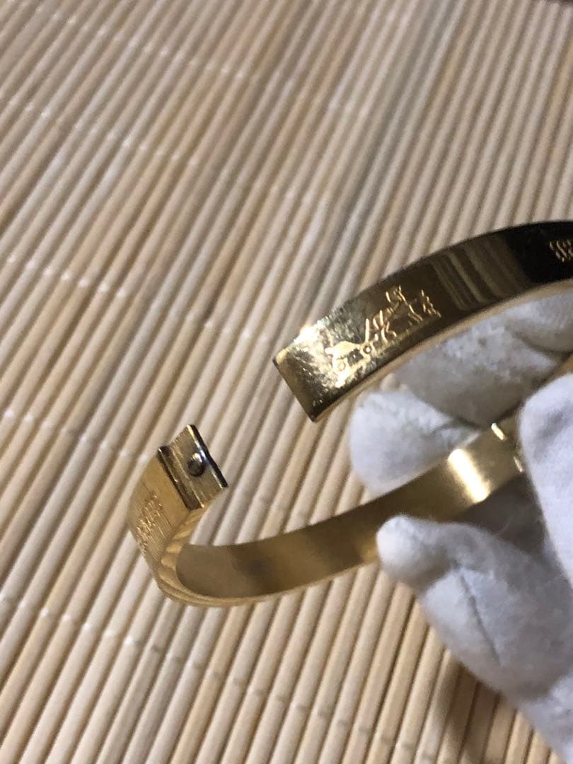 エルメスバングル