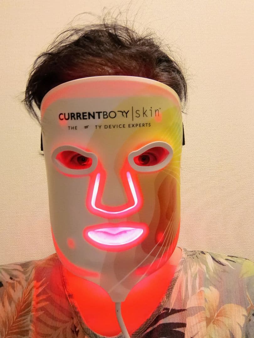 CURRENTBODY LEDフェイスマスク