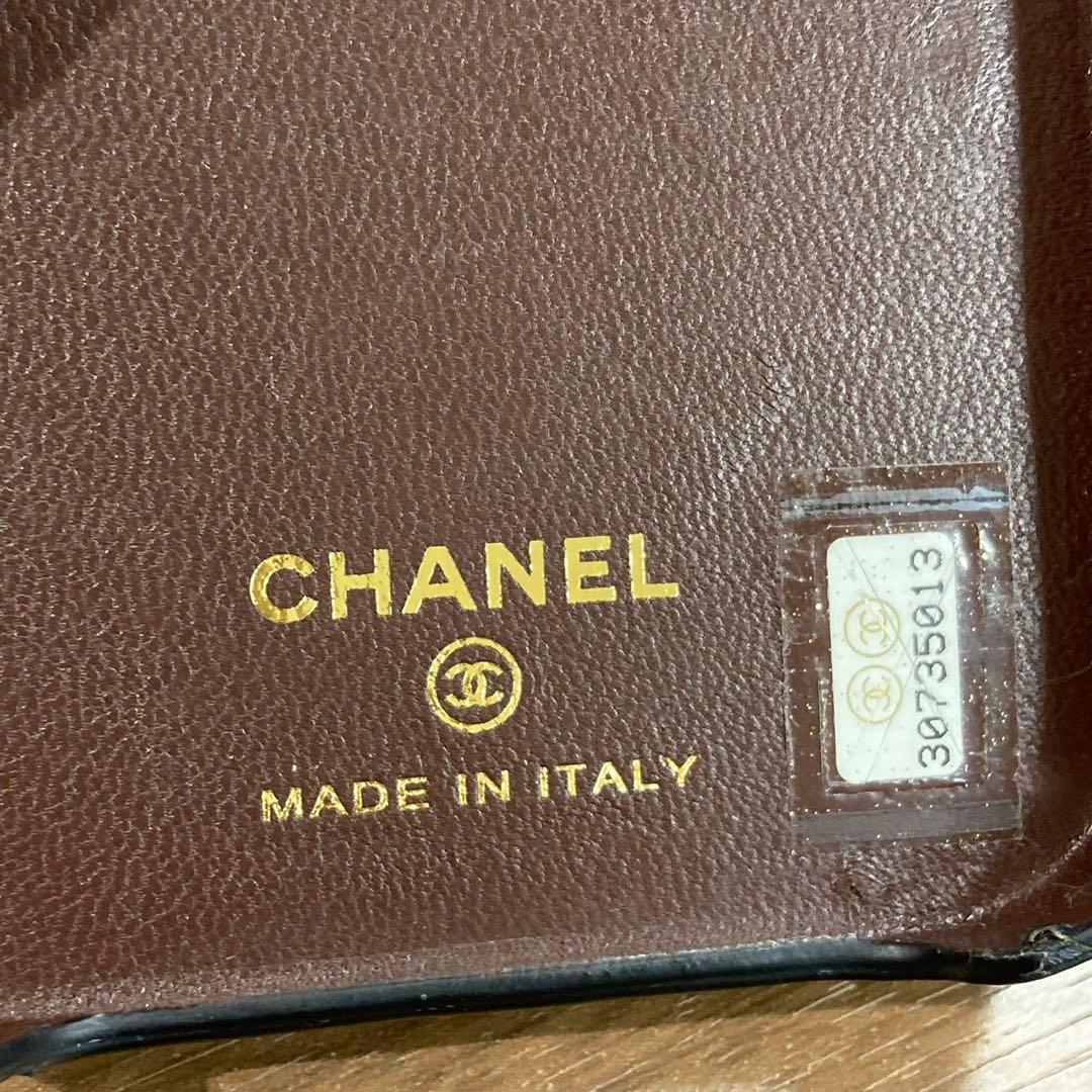 CHANEL シャネル マトラッセ ラムスキン iPhoneケース レディース