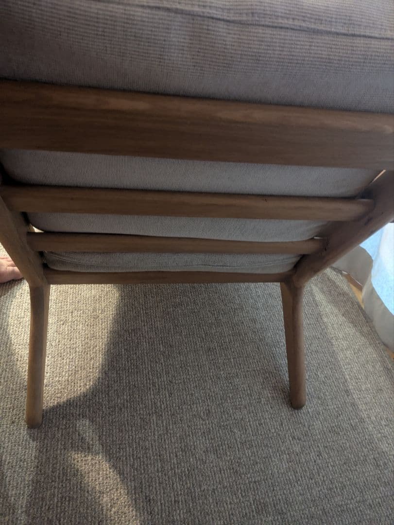 北欧風ラウンジチェア　無垢材オイル仕上げ