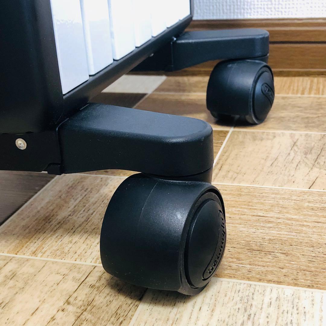 【美品】DeLonghi オイルヒーター （6-8畳）MDHS09-BK