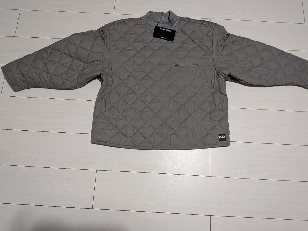 キルティングプルオーバー