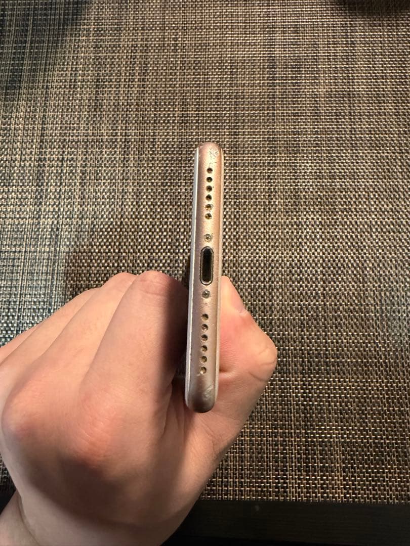 Apple iPhone 8 SIMフリー