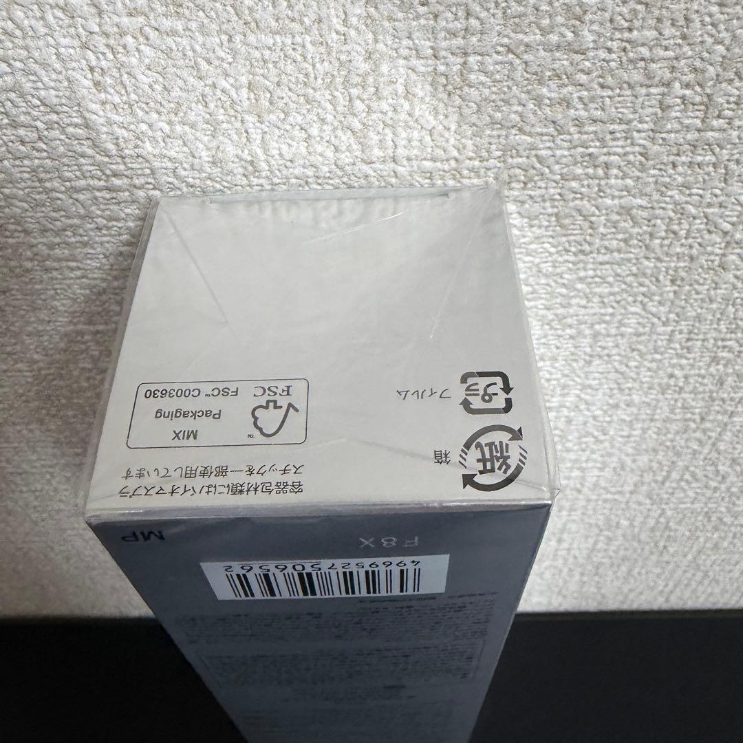 アンフィネスブライトニングコンセントレートミルク& M•A•Cリップグレイザー