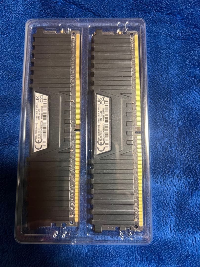 ⭐︎美品　Corsair Vengeance LPX DDR4 32GB