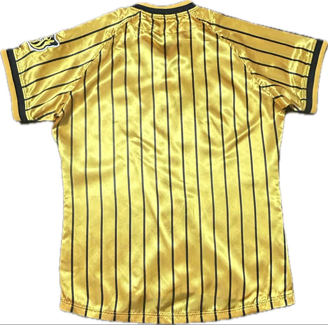 【希少】阪神タイガース猛虎列伝全巻購入者特典ゴールドレアユニフォーム