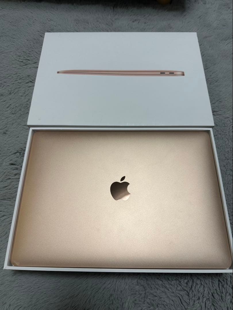 MacBook Air M1 16GB 256GBバッテリー状態100%