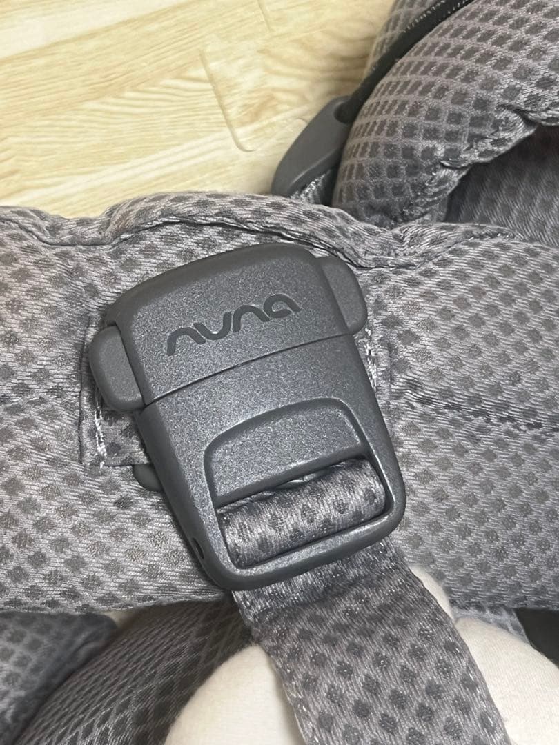 【未使用使い】NUNA ヌナ カルドクリック ベビーキャリア 抱っこ紐