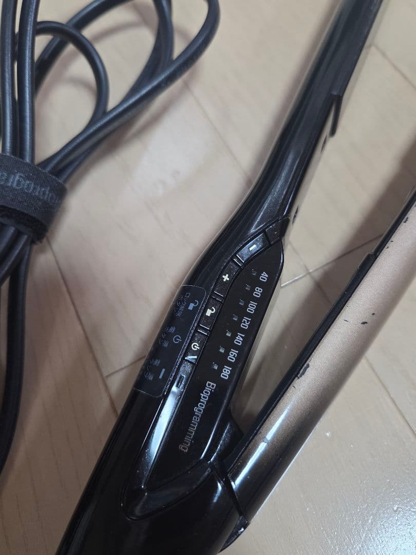 ヘアビューロン 4d ストレートアイロン