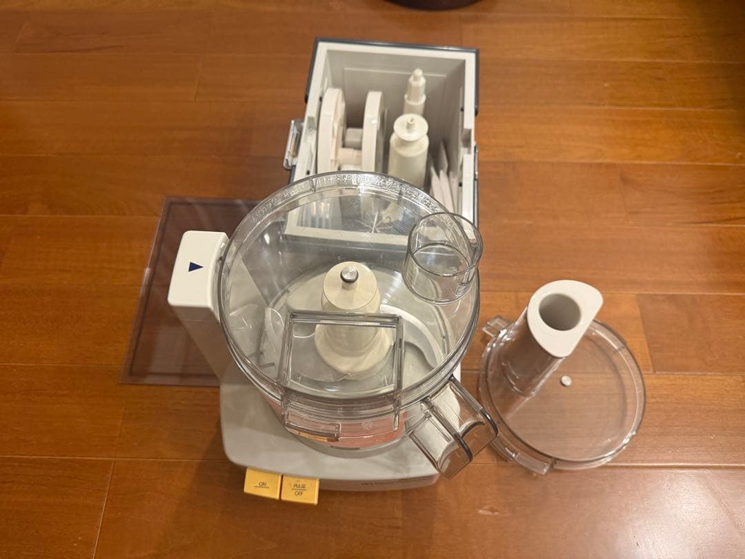 アムウェイ　クィーン　フードプロセッサー＋ケース付きパーツセット　Amway