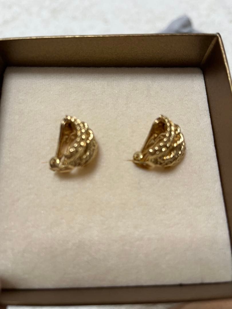 ゆきちんさん専用　グロッセジャパン　ゴールドイヤリング