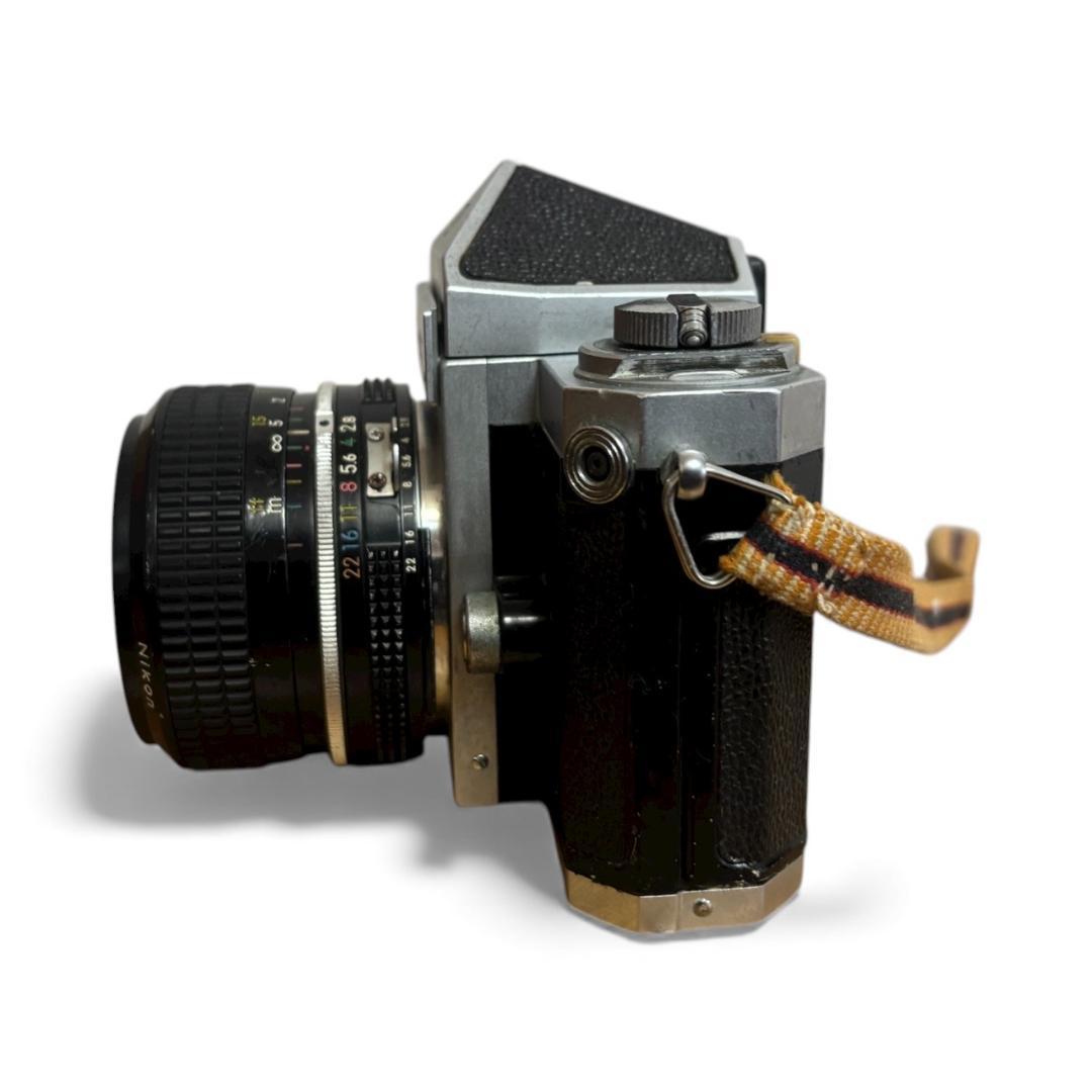 カメラ Nikon F ＋ レンズ Nikon NIKKOR 28mm f2.8