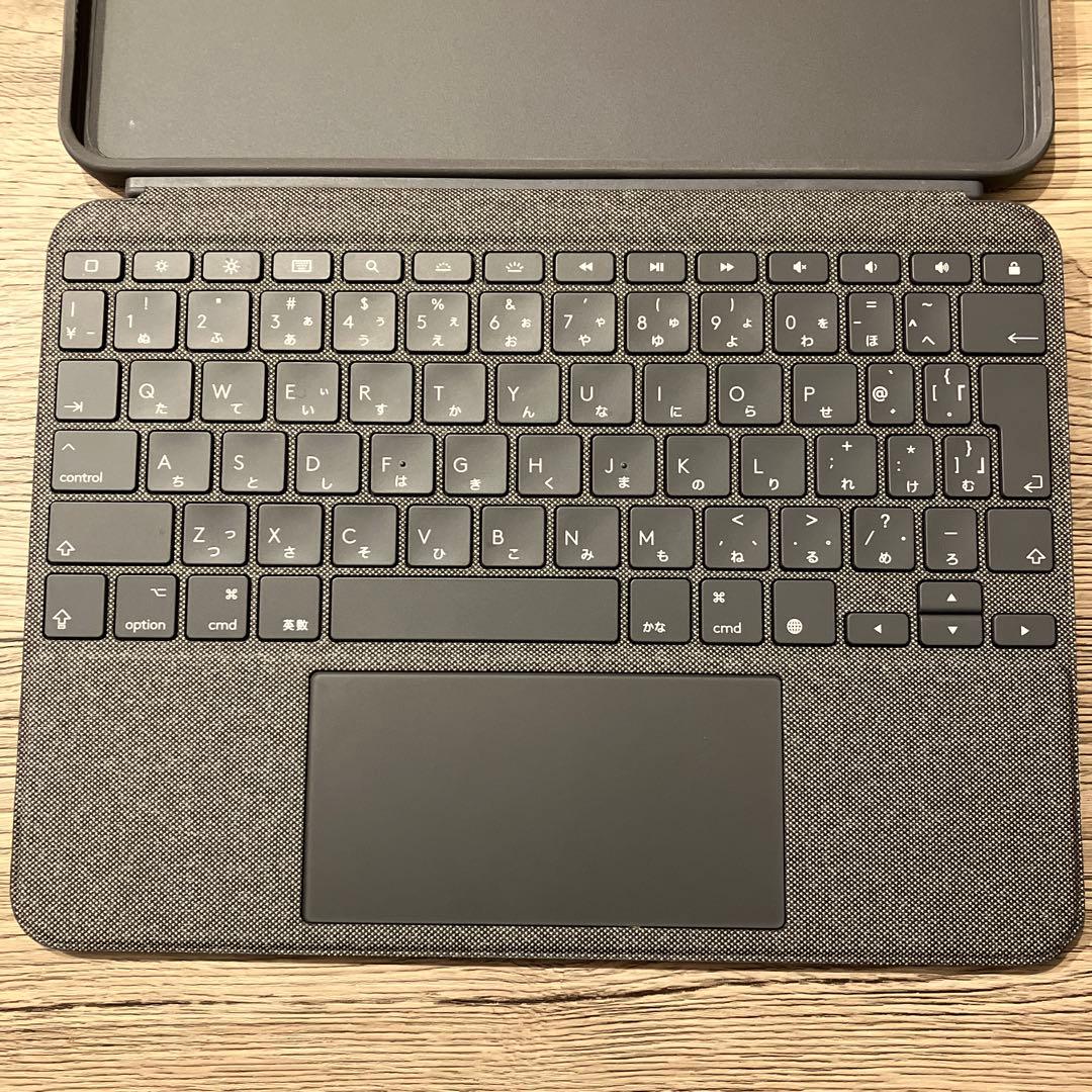 iPad Air第5世代 logicool combo touchケース