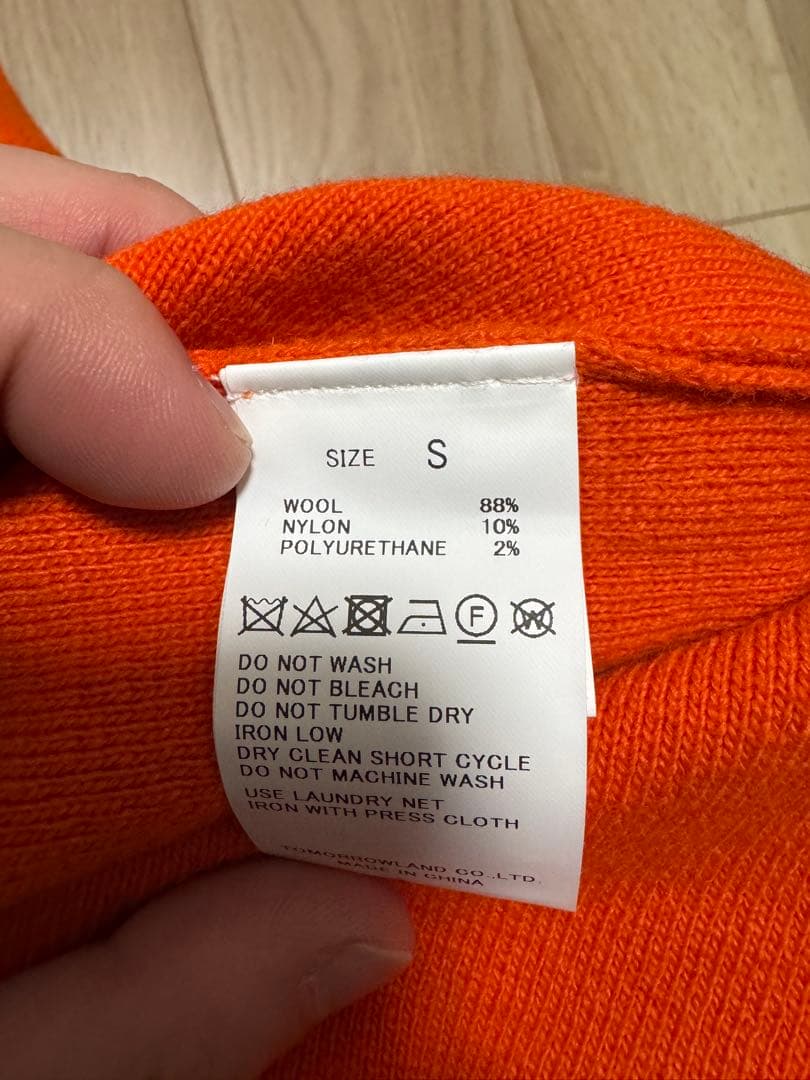 超美品　TOMORROWLAND オレンジ クルーネックセーター　大人気ニット
