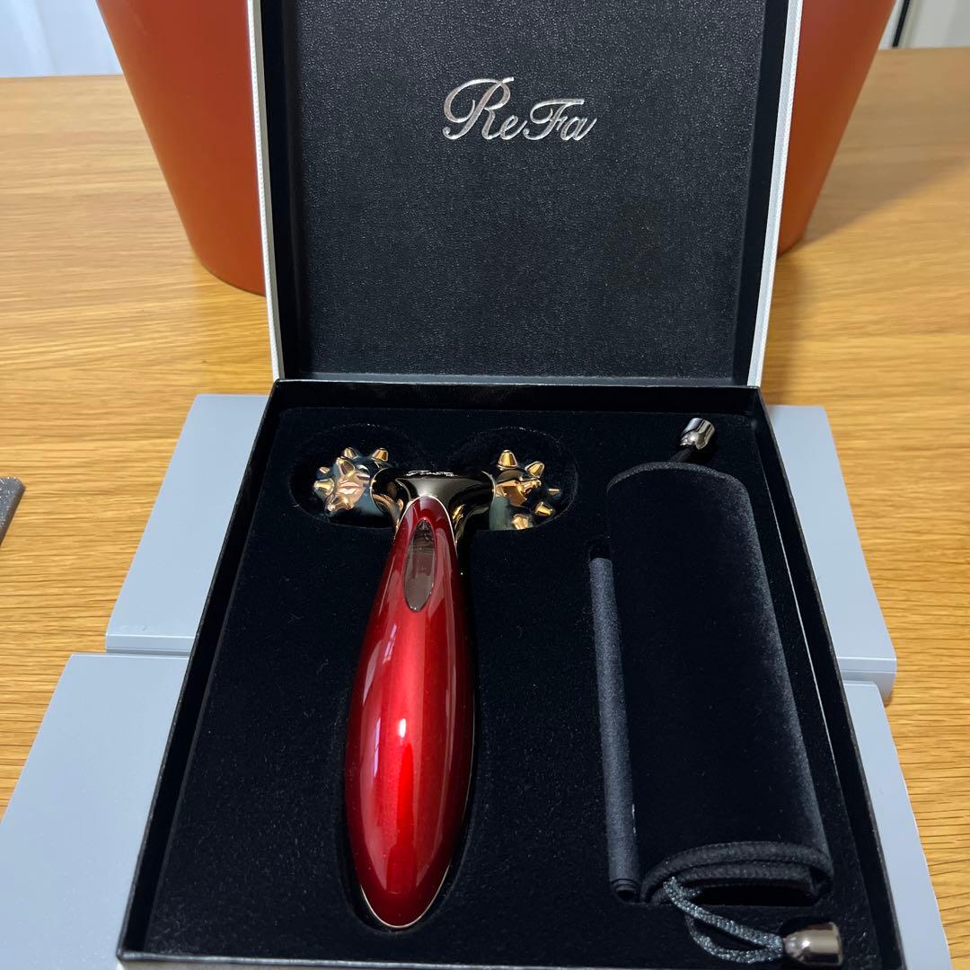 美容ローラー　リファリズム　レッド　RF-RT2320C-R