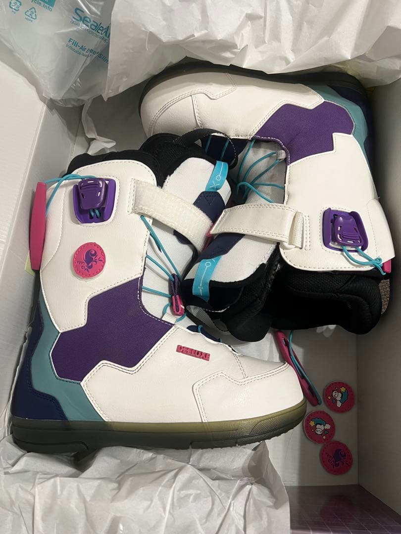 女性用スノーボードブーツ DEELUXE ホワイト/パープル