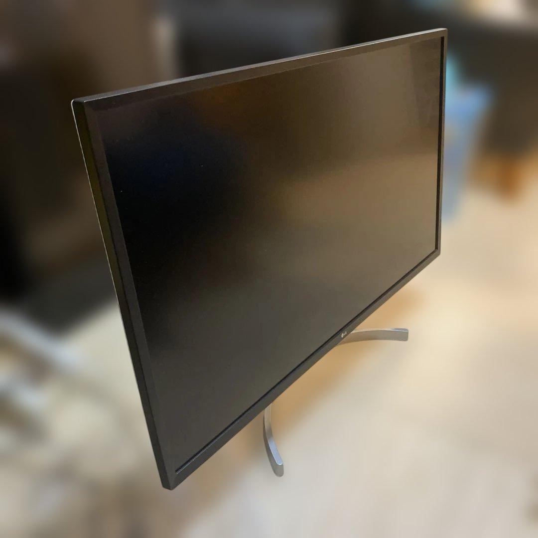 LG 4K 31.5インチ モニターディスプレイ　32UL500-W