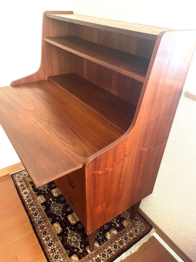 限定値下げしました。ヴィンテージ￼ライティングビューロ　チーク材　デンマーク製