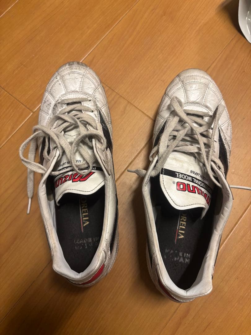 ミズノ モレリア　スパイク