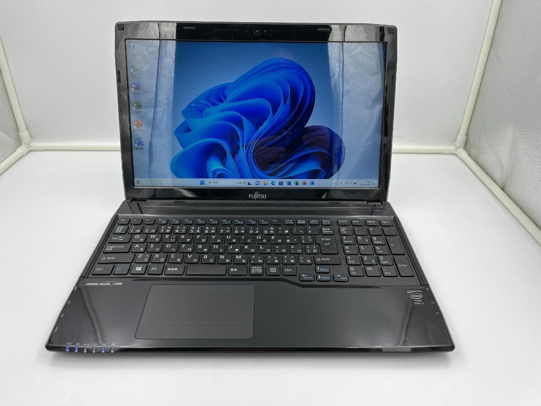 ノートパソコン core i7 windows11オフィス付き AH53/MB