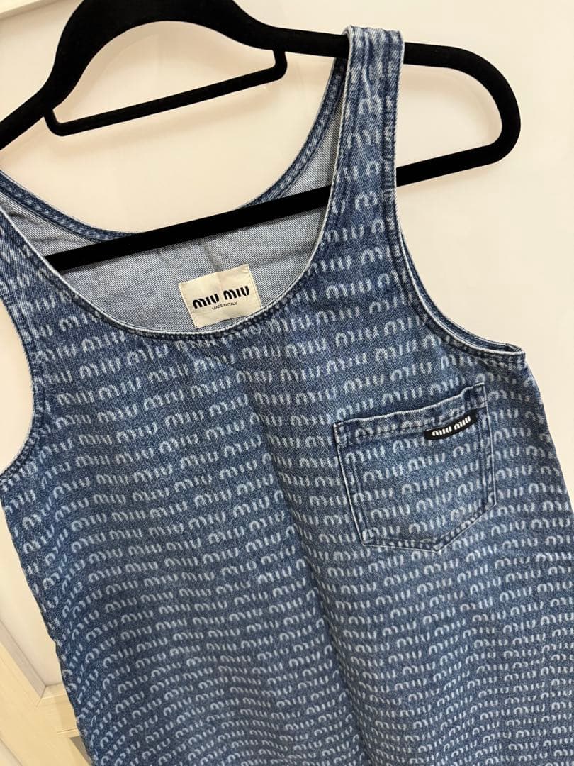 【miumiu】ウォニョン着用　デニム総柄ワンピース