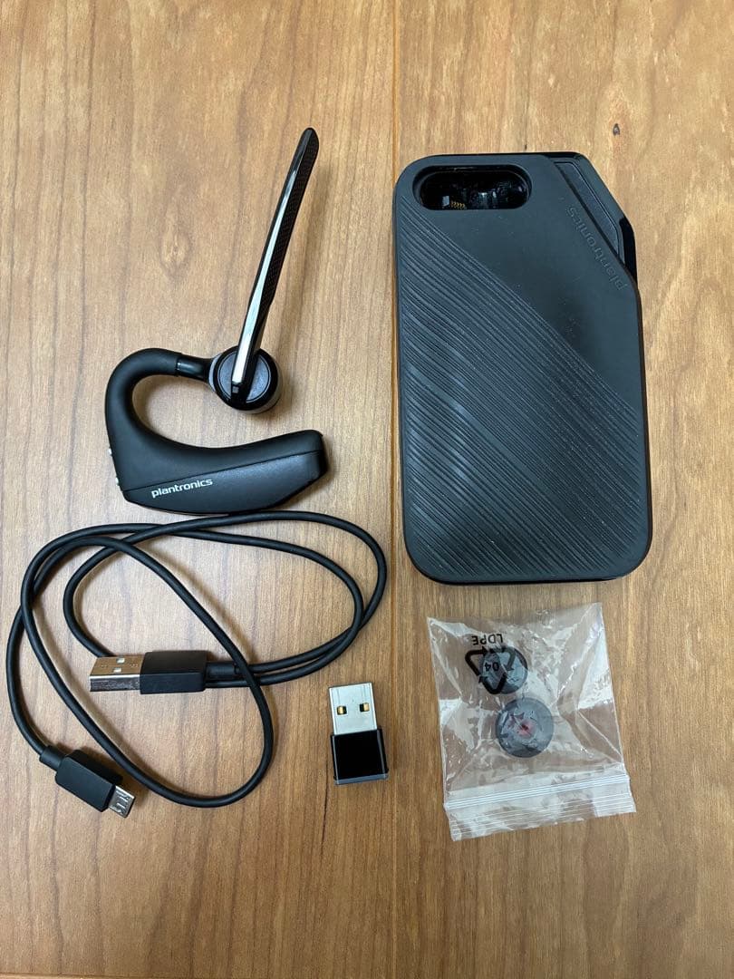 プラントロニクス　Voyager 5200 フルセット