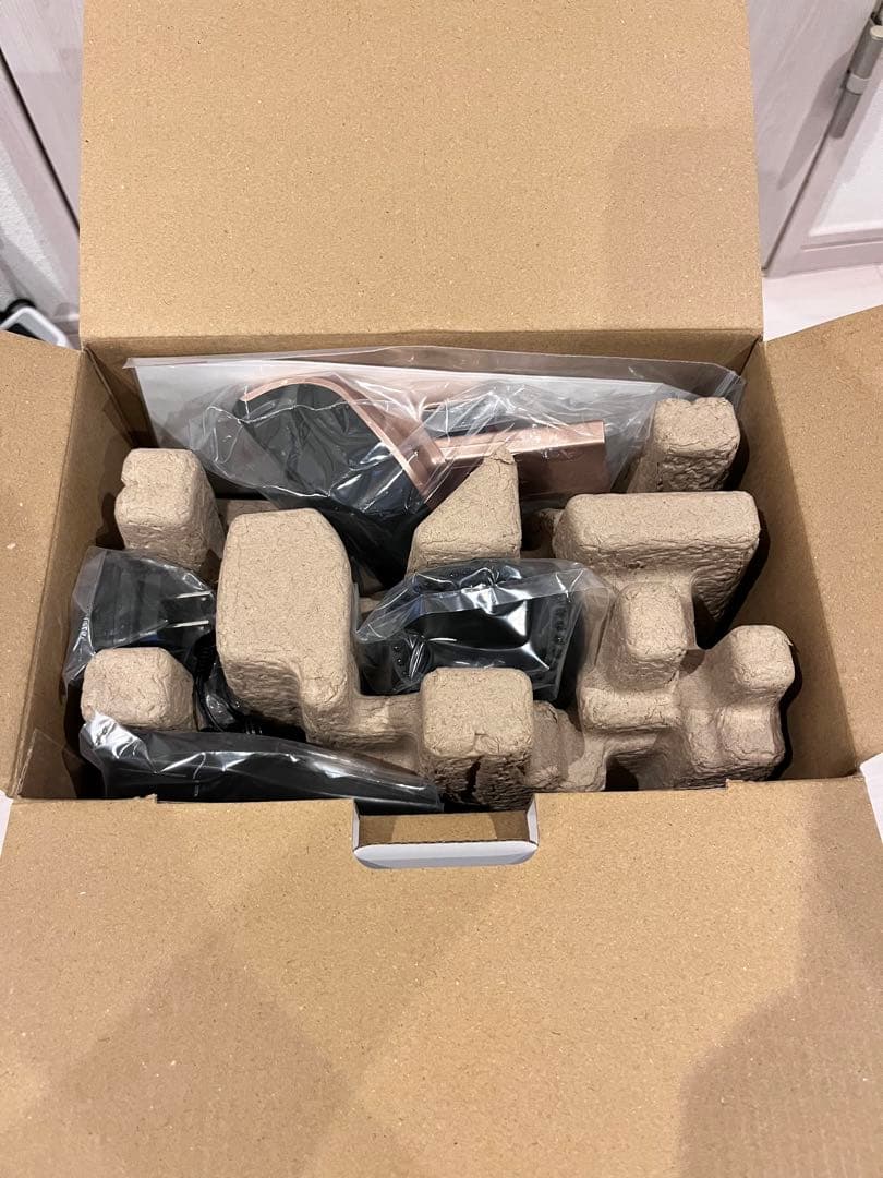 最終値下【新品・未開封】Shark 充電式スティッククリーナー CH966JLC