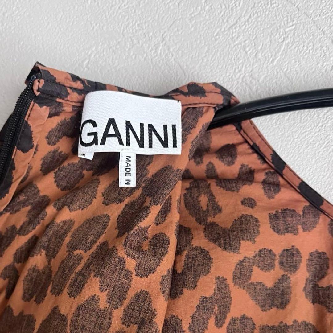 美品】GANNI レオパード柄 フリル襟　ミニ丈ワンピース　総柄　派手　個性的