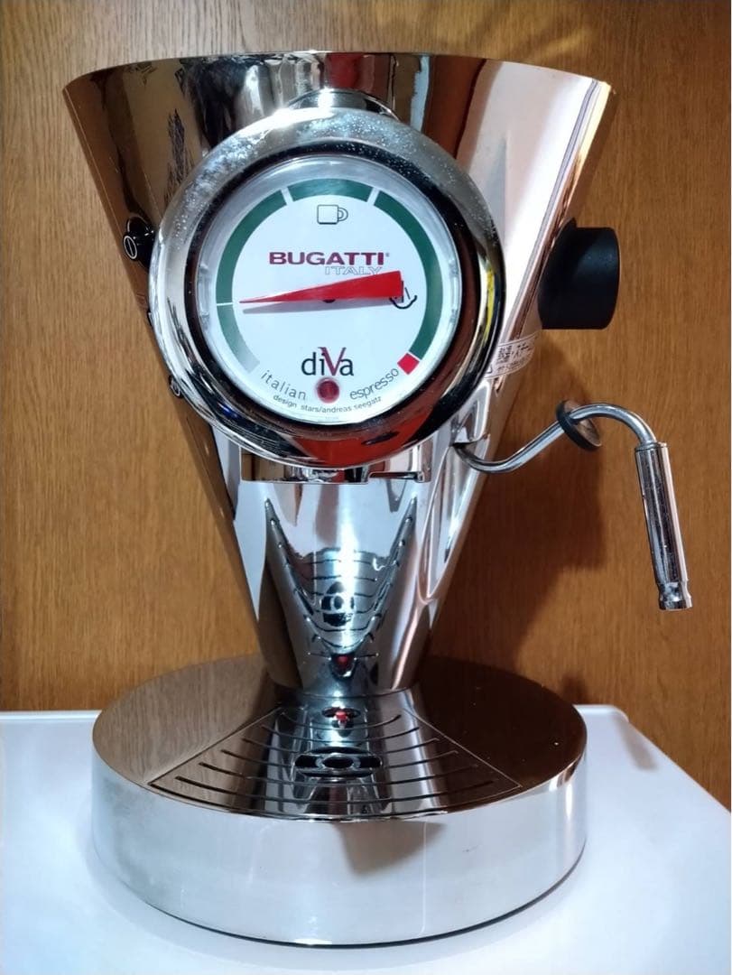 イタリア製BUGATTI diva エスプレッソマシン シルバー