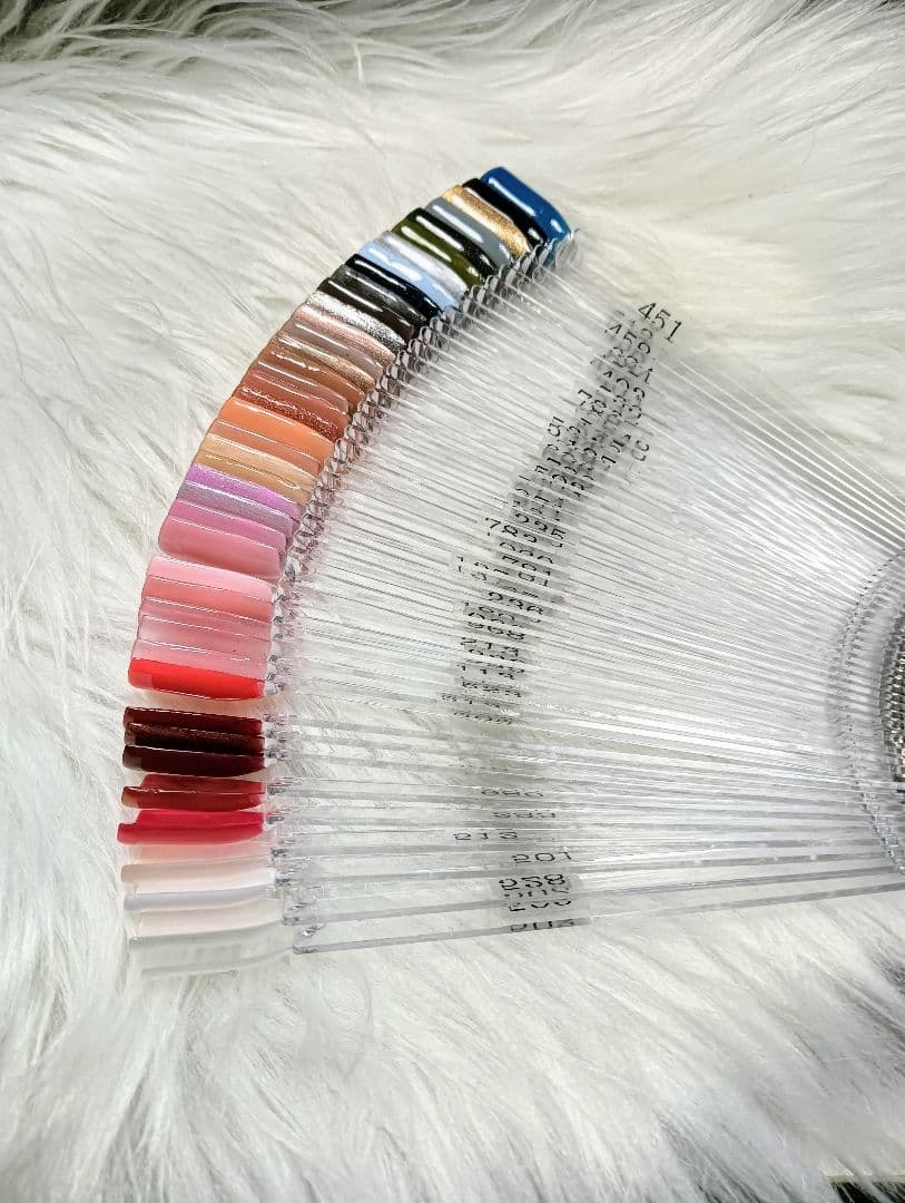 【まとめ売り】CND シェラック ジェルセット 48本＋カラーチャート2種類付き