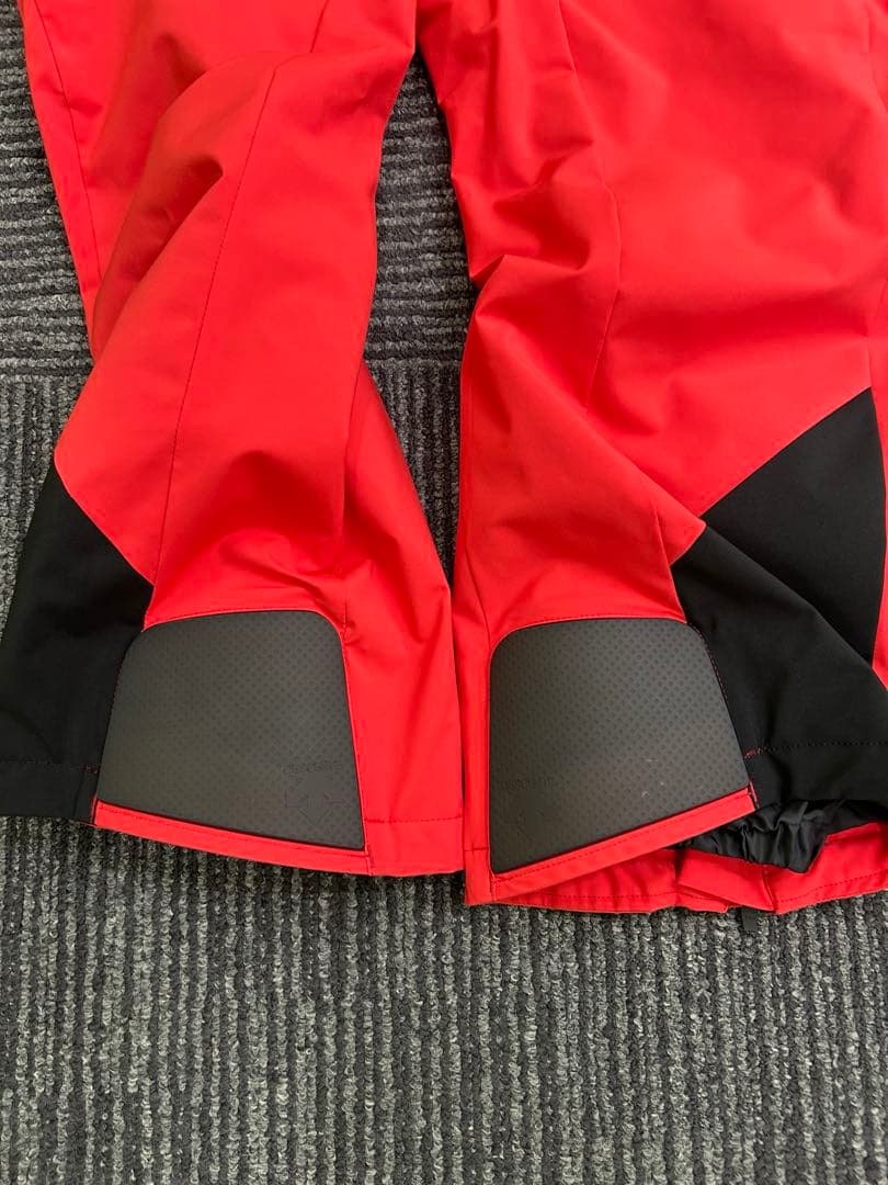 デサント　スキーウエア　チームオガサカ　ジャケットMサイズ パンツLサイズ