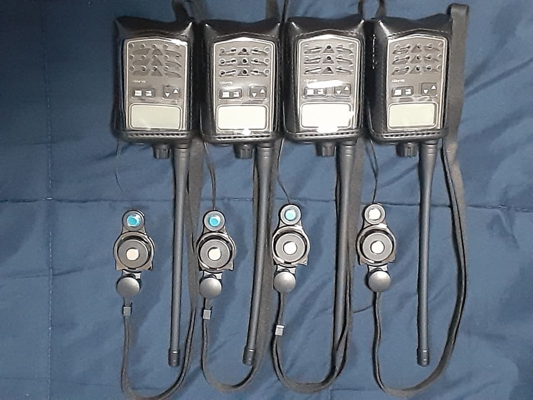 アルインコ製・特小トランシーバーDJ-P321×4台・フルセット・一式✨極美品✨