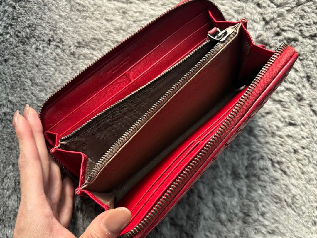 Bottega Veneta バレンタイン限定 レッド 長財布