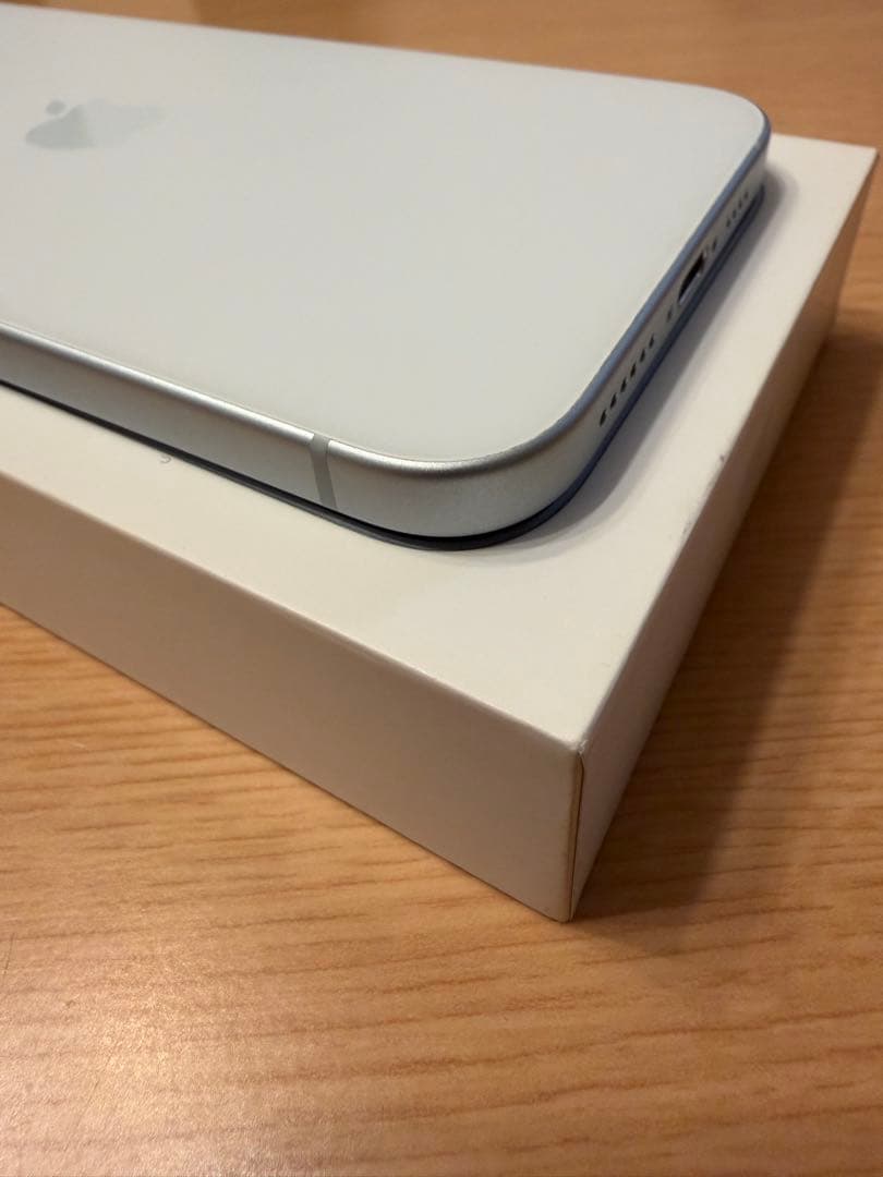 Apple iPhone 15 Plus 128GB ブルー