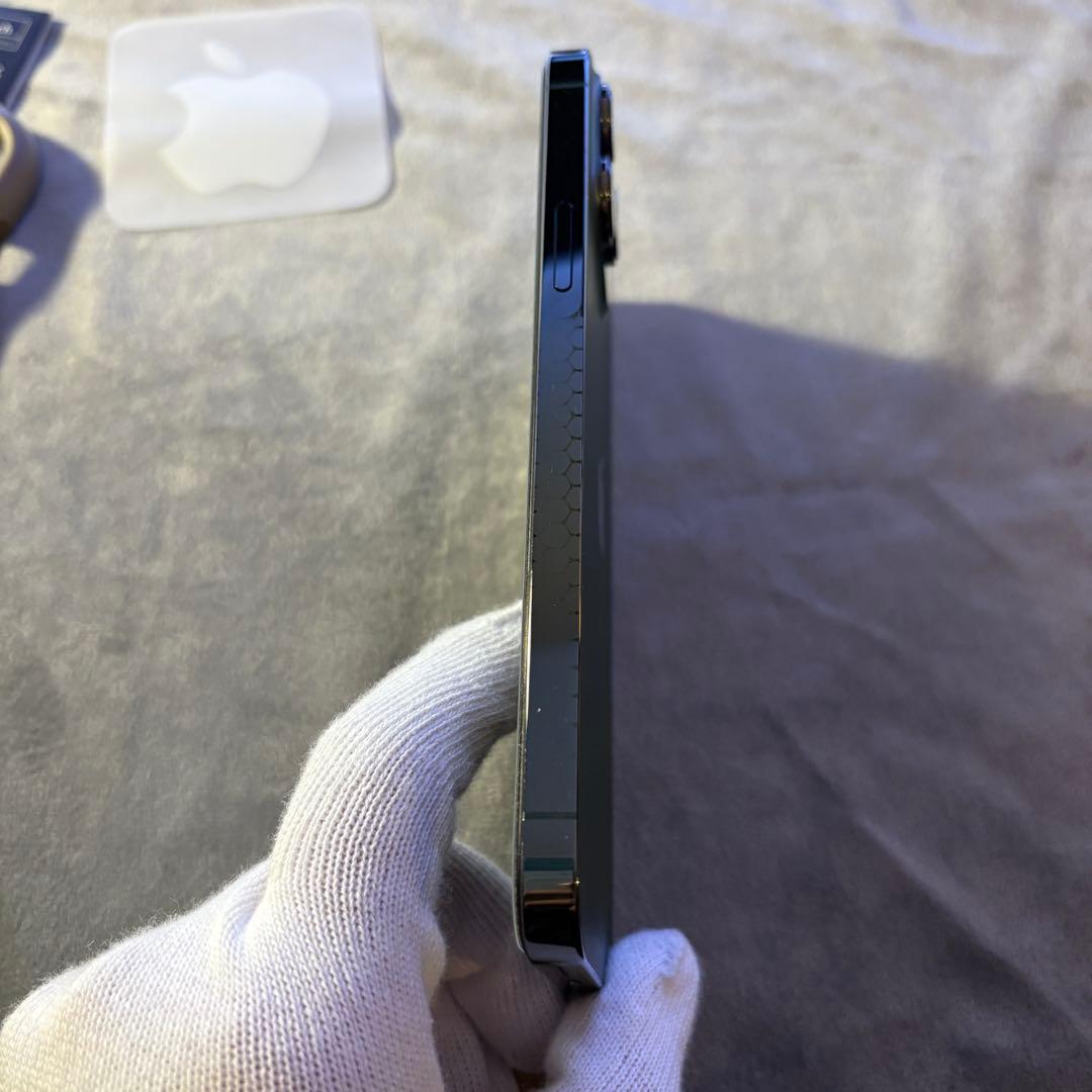 iPhone 13 Pro Max 256GB SIMフリー バッテリー100%