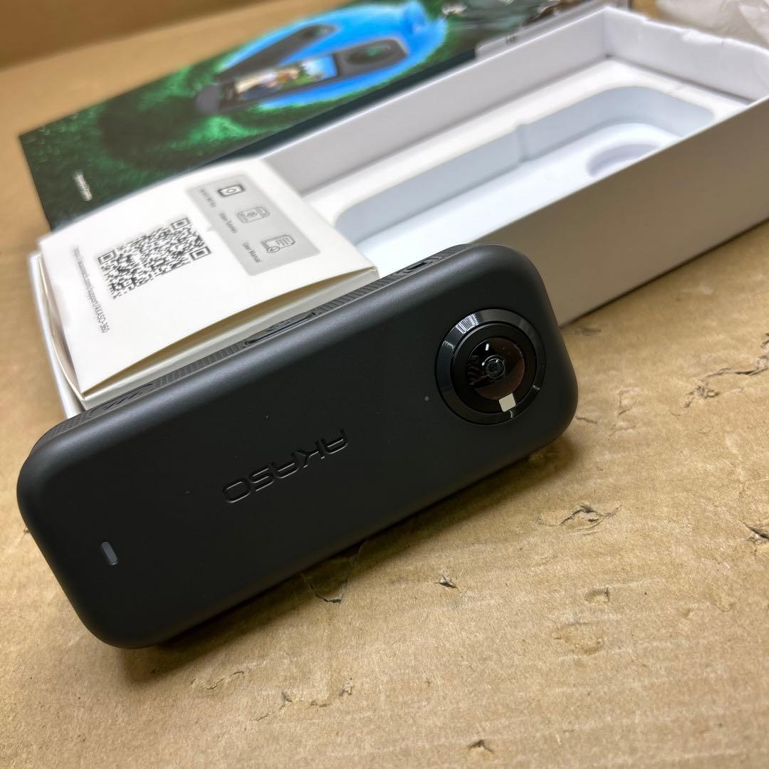 ビデオカメラ akaso360