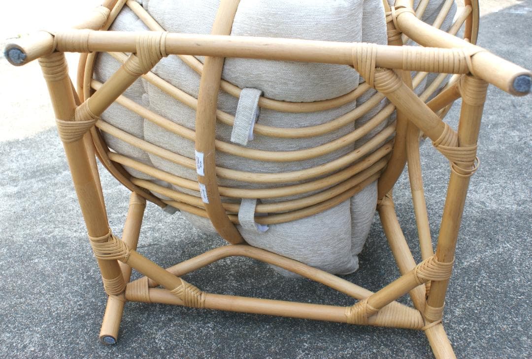 ラタンチェア　丸型 1人掛けソファ ベージュ　ニトリ