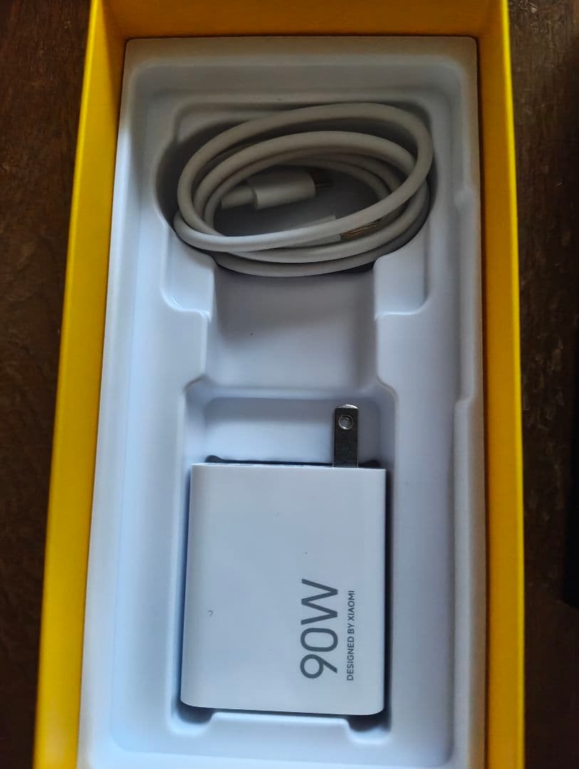 スマートフォン本体 poco f7