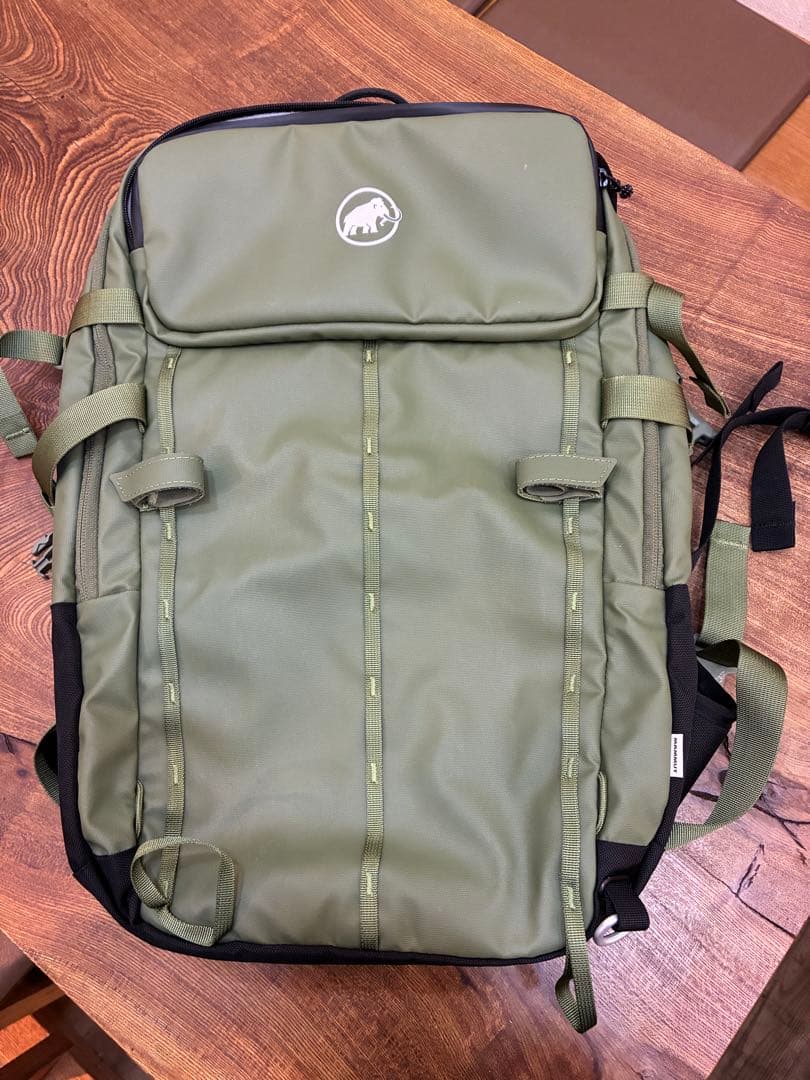 マムート、バックカントリー用ザック