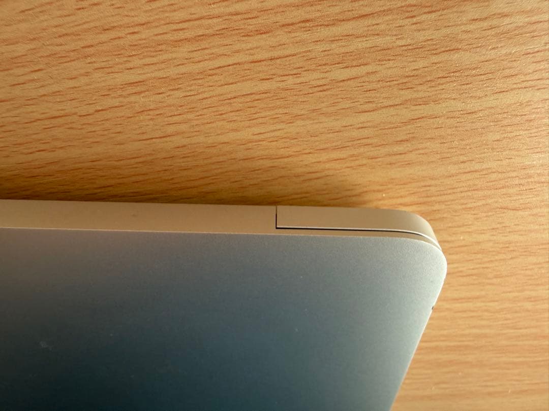 MacBook Air 13インチ M1 8GB/256GB バッテリー87%