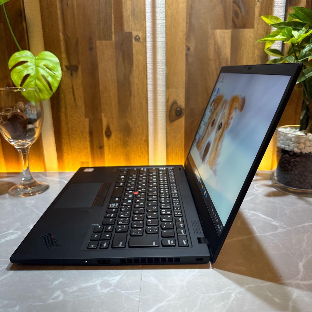 極美品‼️ThinkPad X1 Carbon Gen8☘16GB☘i7第10世代