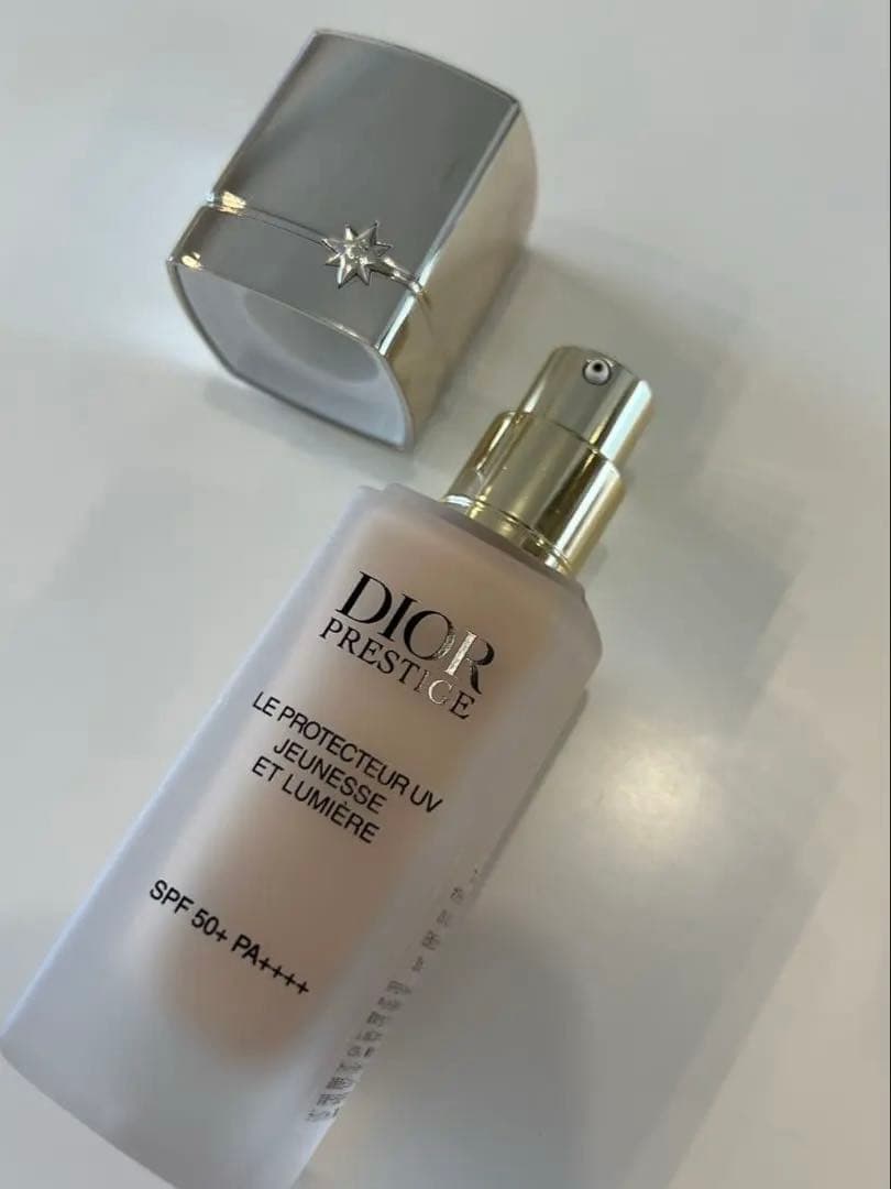 【1回使用・箱付き】DIOR プレステージ ホワイトUV ルミエール BB 01