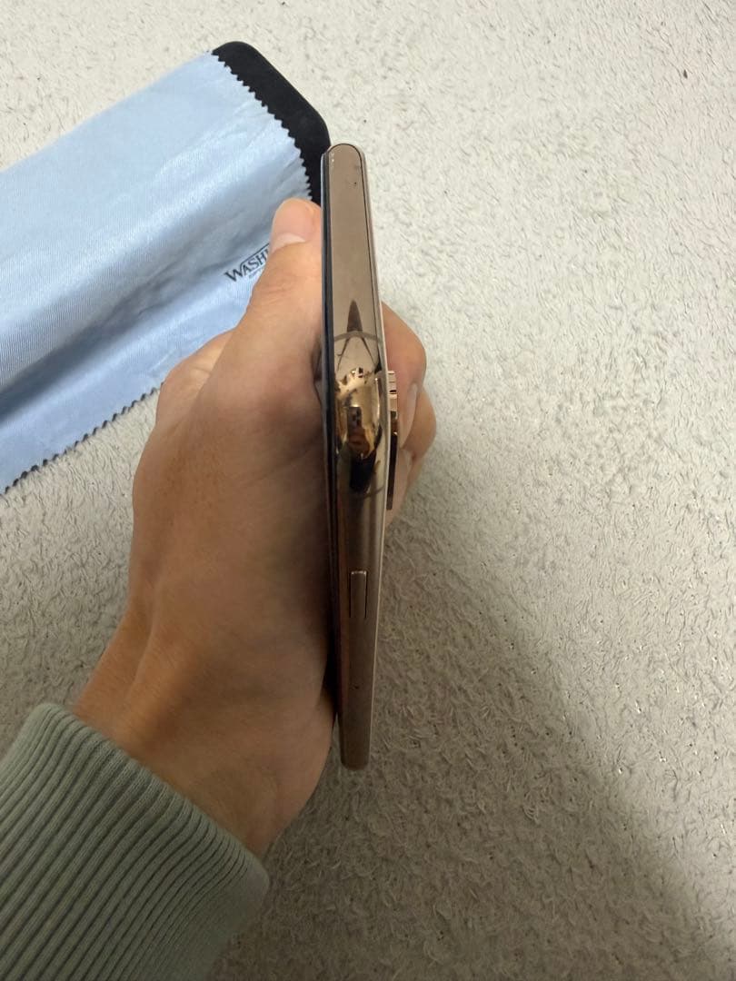 大幅値下【状態良好】iPhone Xs 256GB