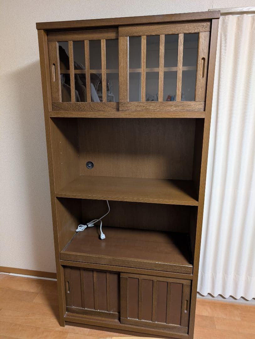 ガラス扉付き食器棚 2口コンセント スライド棚 レンジ台